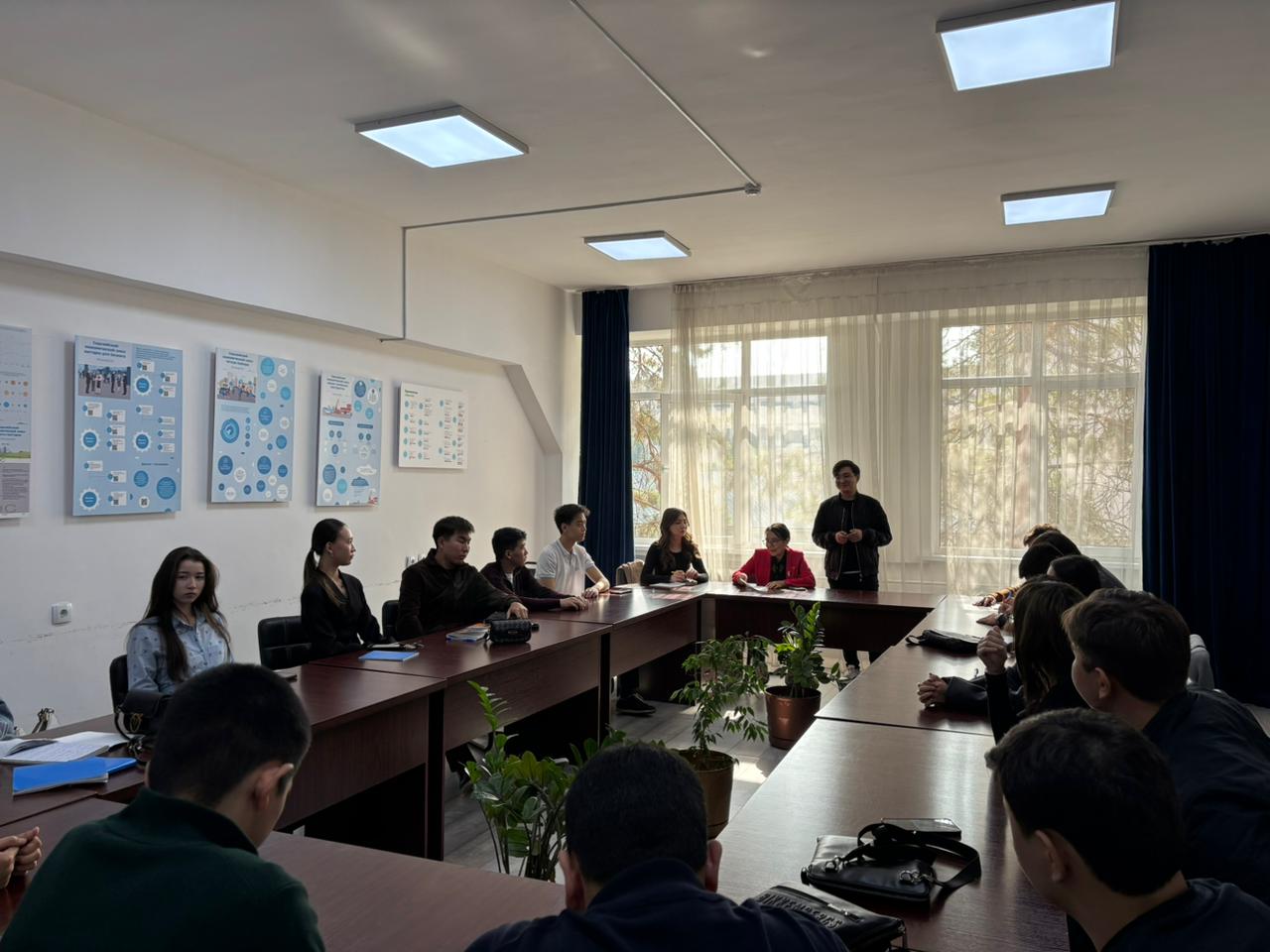 Open Lesson – “Professions and Their Role in Economic Growth”